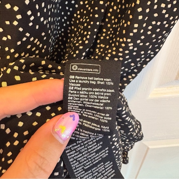 & Other Stories Black and White Polka Dot Long Sleeve Collared Dress- Size 2 - Picture 5 of 10